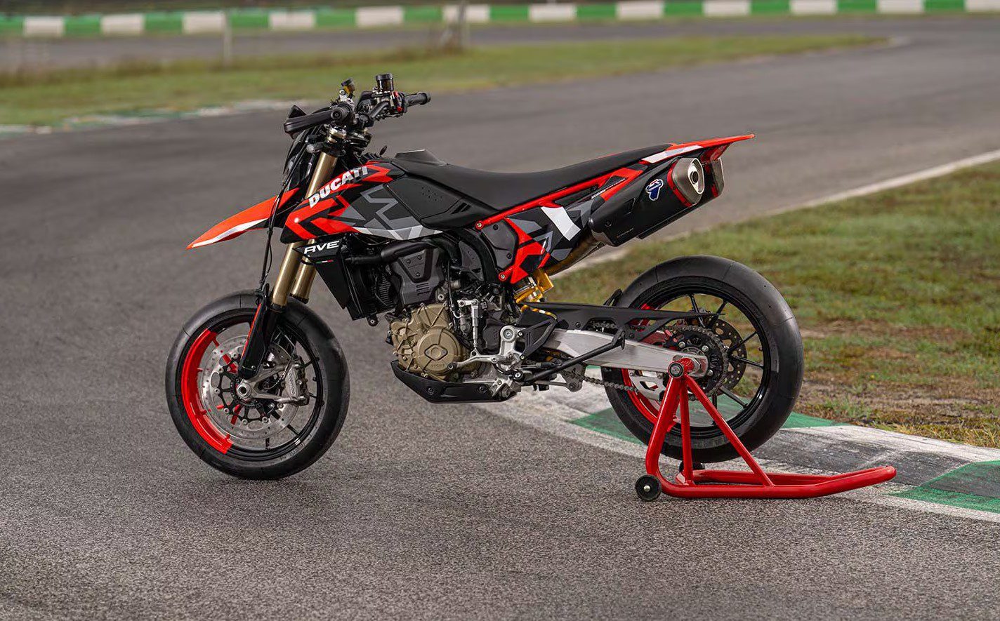 Ducati Hypermotard 698 Mono (foto: Ducati)