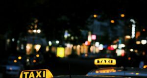 Taxi, ilustračná fotografia (foto: Lexi Anderson @unsplash.com)