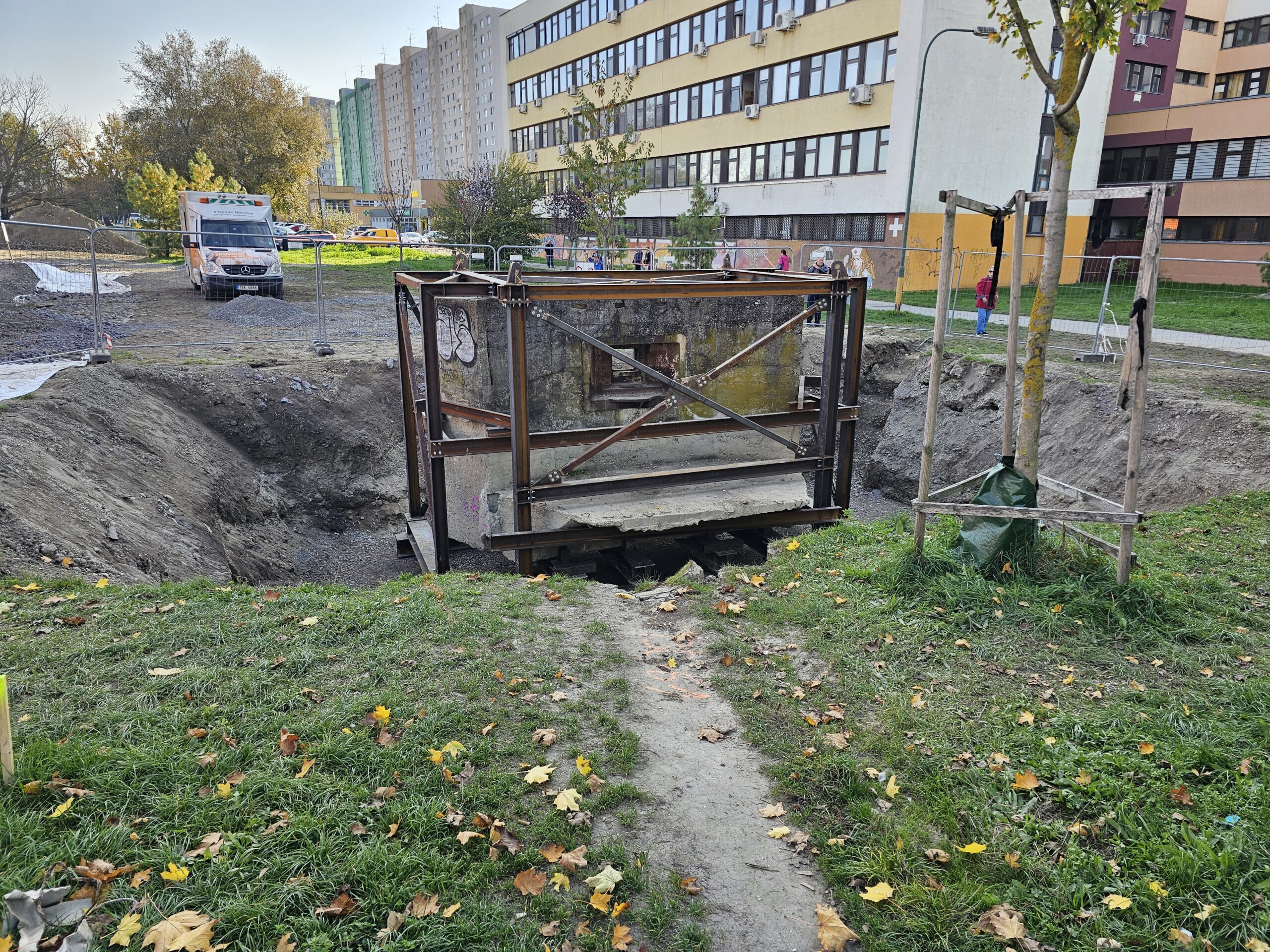 protitankova stena elektricka petrzalka