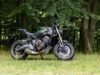 Motocykel Honda CB650R s automatickou spojkou E-Clutch