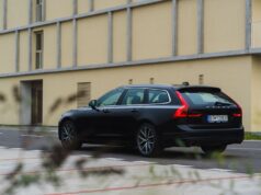 Volvo V90